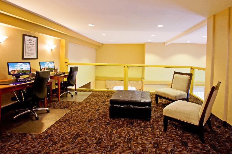 Holiday Inn Express Prescott By Ihg Εξωτερικό φωτογραφία